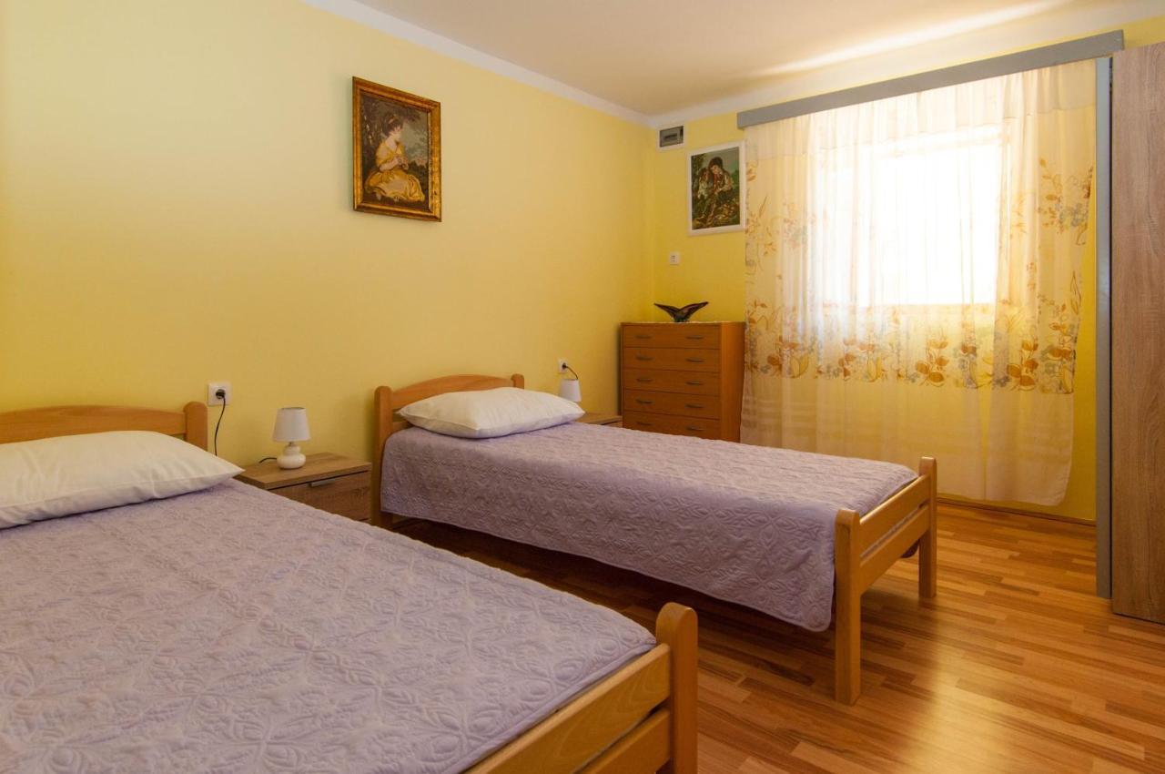 מאלי לוסיניי Apartment Zelina מראה חיצוני תמונה